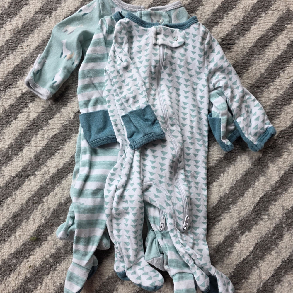 Cloud Island Mint and White Patterned Footies